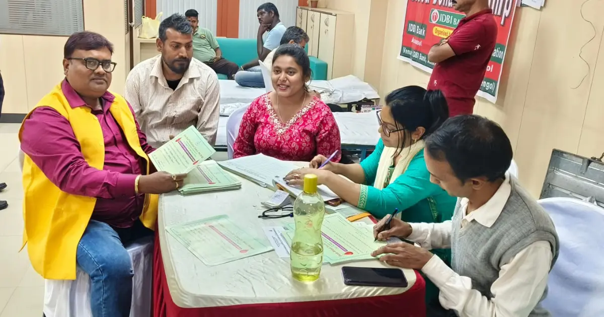 रक्तदाता महाकुंभ–2 थंबनेल में पथ प्रदर्शक टीम, डॉक्टर और आयोजक बमेन्द्र कुमार