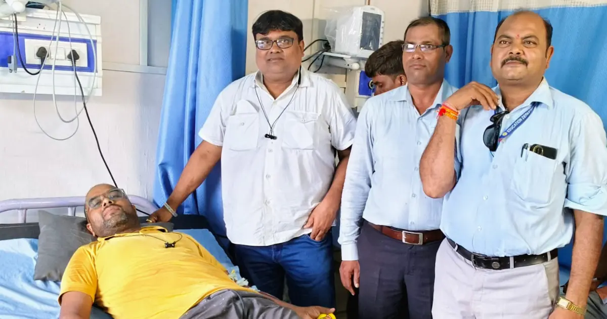 रक्तदान शिविर से शुरू हुई पथ प्रदर्शक की सेवा-यात्रा